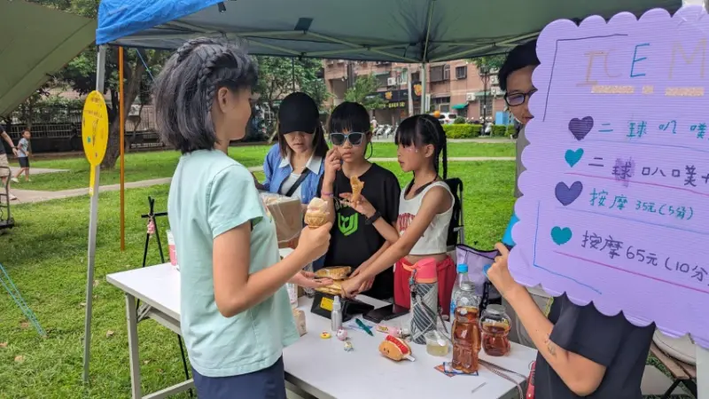 LINE ALBUM 20240504 Wisdom School Market Day 240506 392