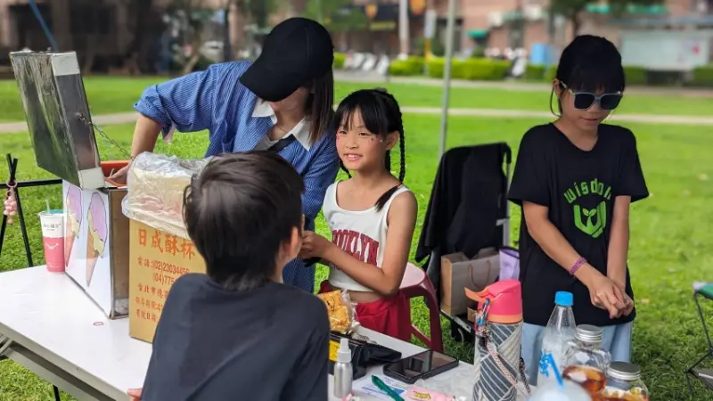 LINE ALBUM 20240504 Wisdom School Market Day 240506 396