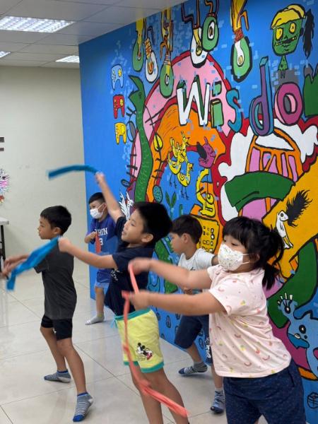 LINE ALBUM 0708 Saturn Drama 240715 12