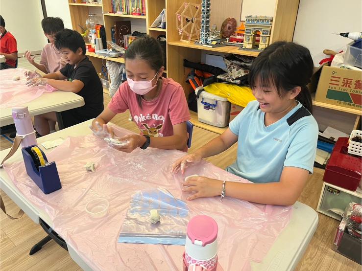 LINE ALBUM 0708 Uranus Ceremic 240711 3