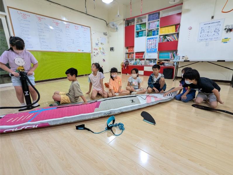 LINE ALBUM 0708Earth. P.E. 240711 35