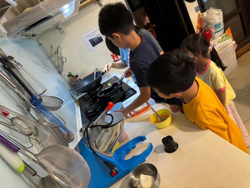 LINE ALBUM 0709 Mercury board Games 240716 1