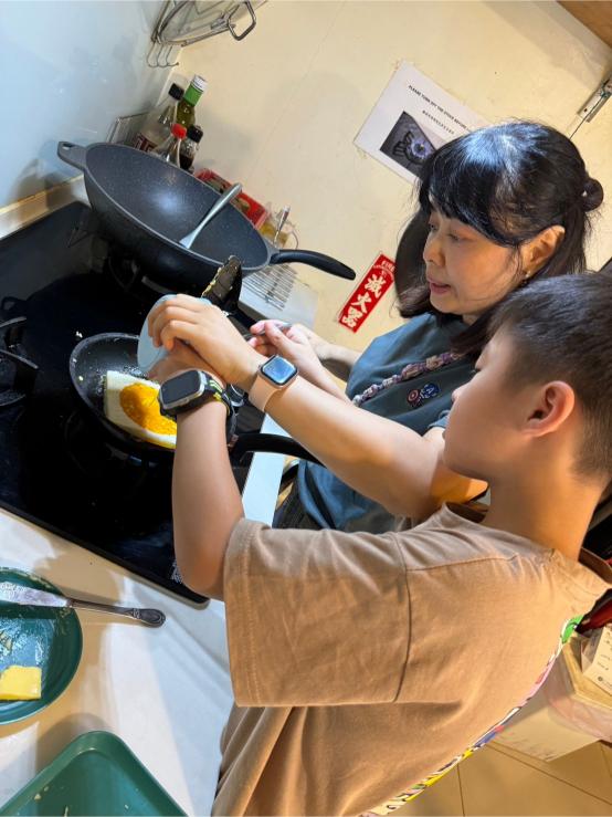 LINE ALBUM 0709 Venus Cook 240716 12