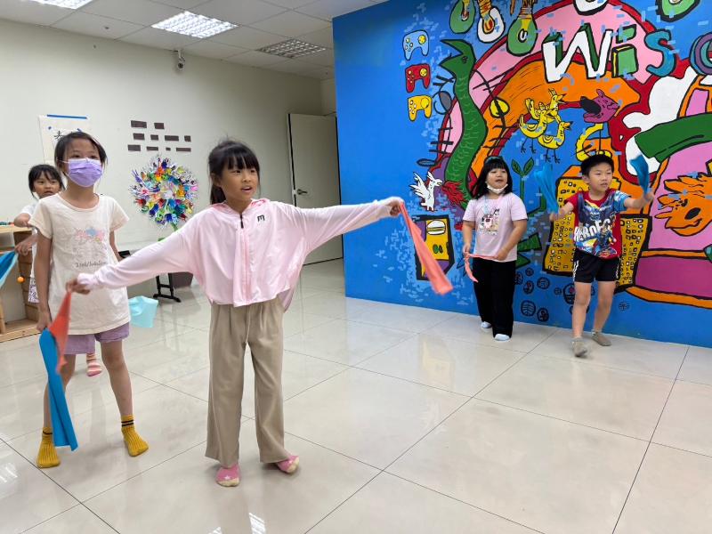 LINE ALBUM 0711 Saturn Drama 240716 14