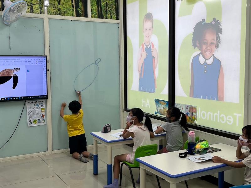 LINE ALBUM 0712 Earth Science 240716 4