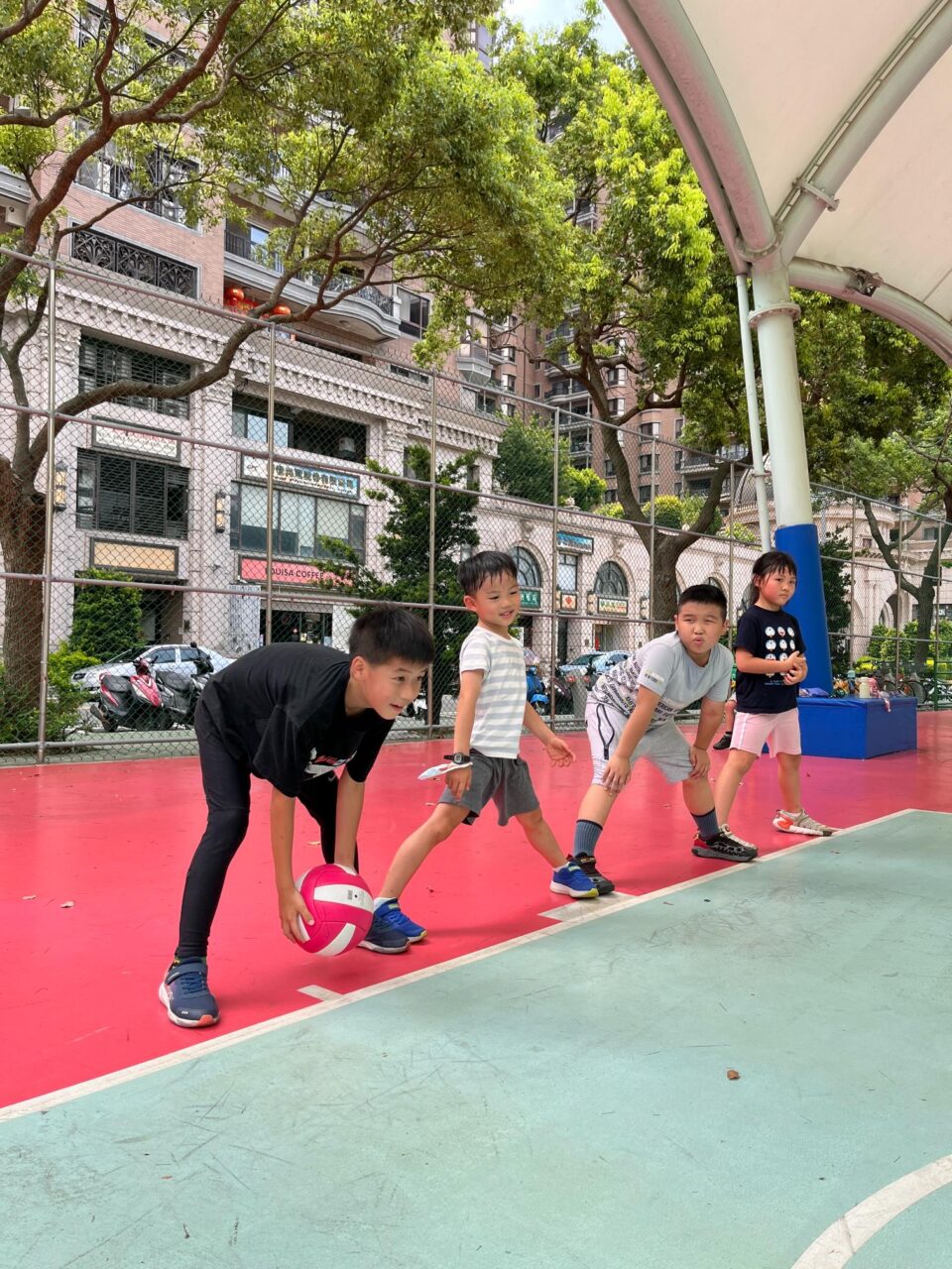 B7C5281E CF30 40AC 9A9D 64AD4C4AEBA6