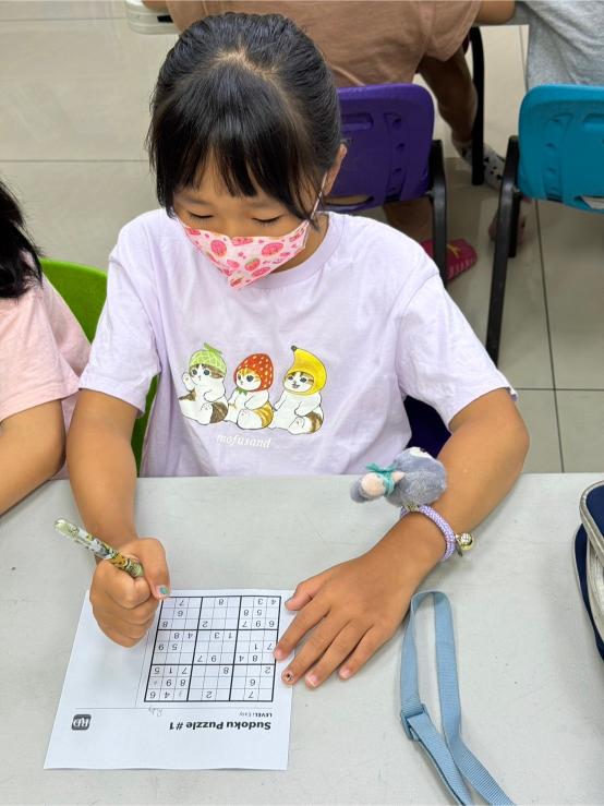 LINE ALBUM 0715 Saturn board games 240723 12