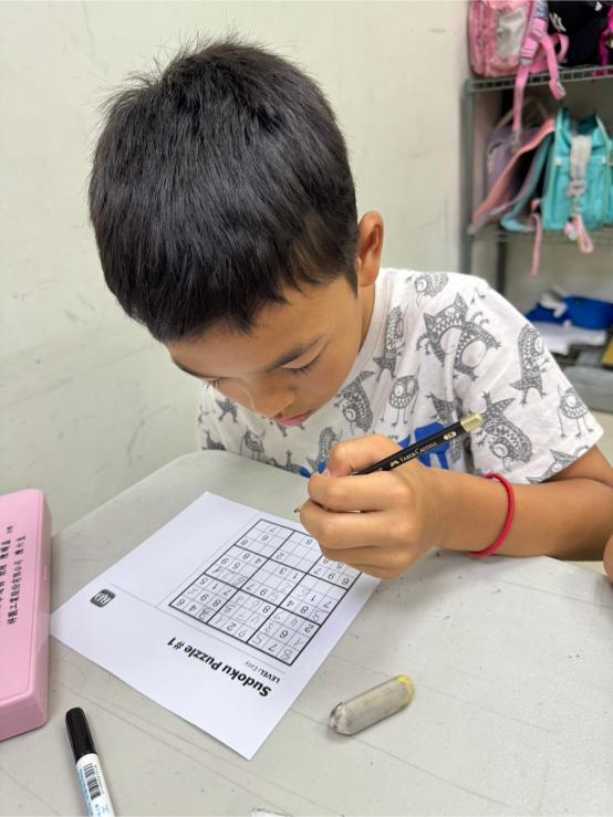 LINE ALBUM 0715 Saturn board games 240723 15