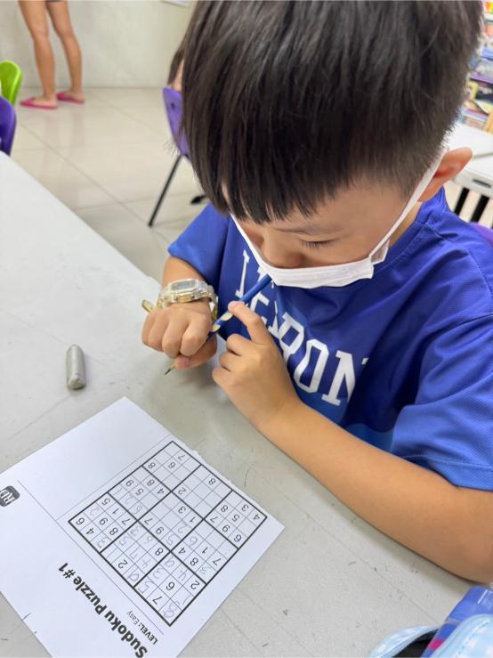 LINE ALBUM 0715 Saturn board games 240723 20