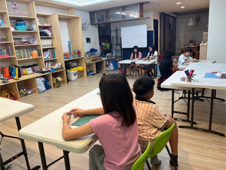 LINE ALBUM 0722 Uranus Ceramic 240801 2