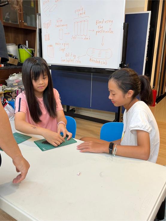 LINE ALBUM 0722 Uranus Ceramic 240801 23