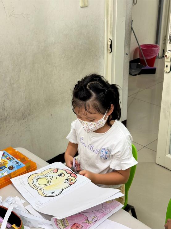 LINE ALBUM 0723 Venus Cook 240801 3