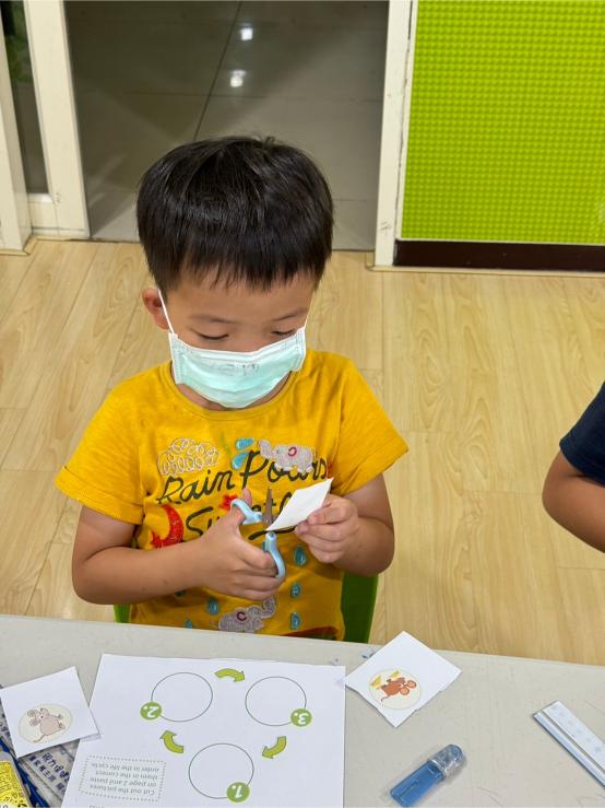 LINE ALBUM 0723 Venus Science 240801 7