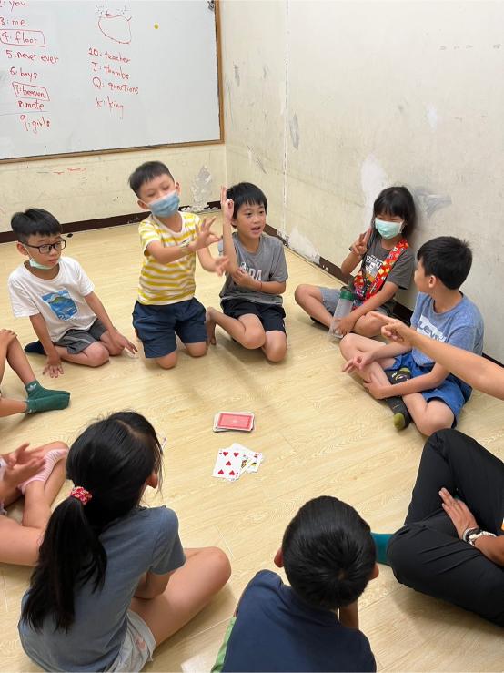 LINE ALBUM 0730 Saturn Board Games 240806 4