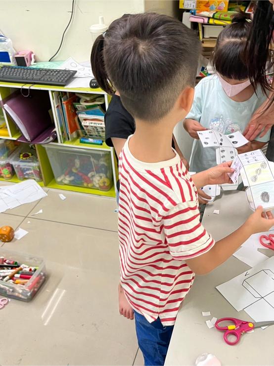 LINE ALBUM 0801 Mercury Board Games 240807 12