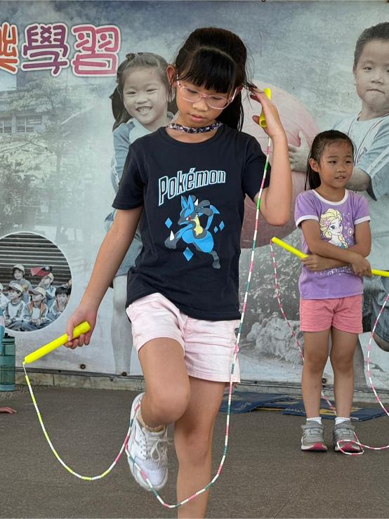 LINE ALBUM 0802 Saturn Uranus EsL P.E. 240807 75