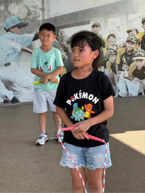 LINE ALBUM 0802 Saturn Uranus EsL P.E. 240807 77