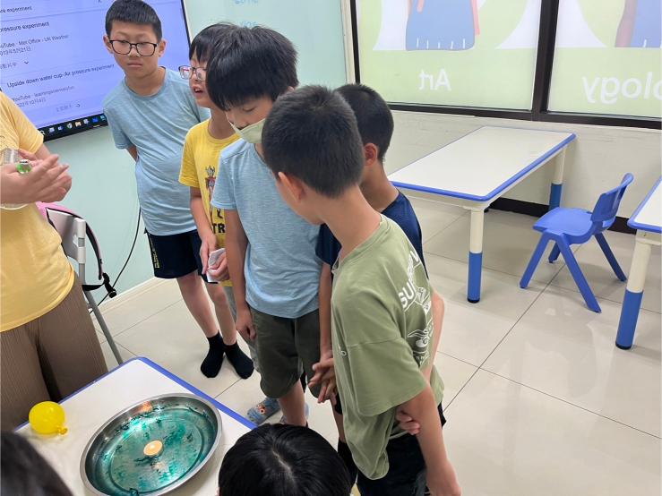 LINE ALBUM 0802 Uranus Board Games 240807 1