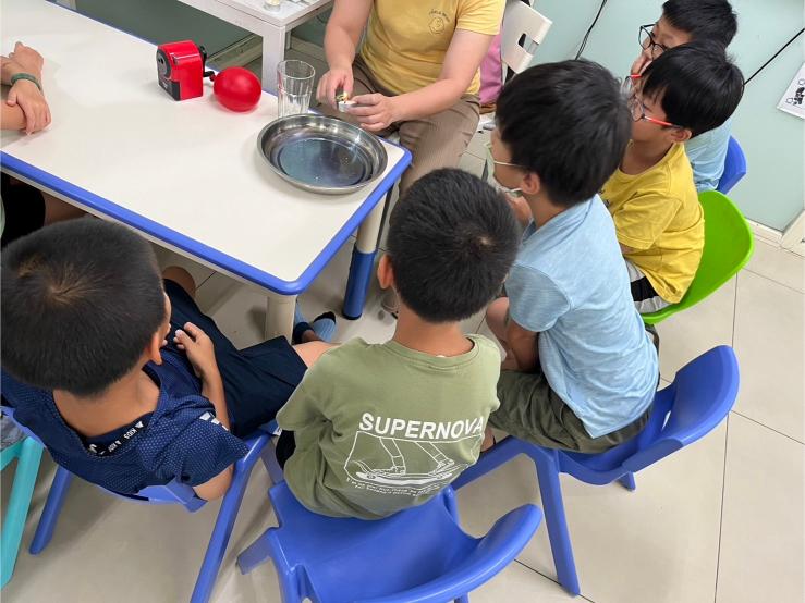 LINE ALBUM 0802 Uranus Board Games 240807 6