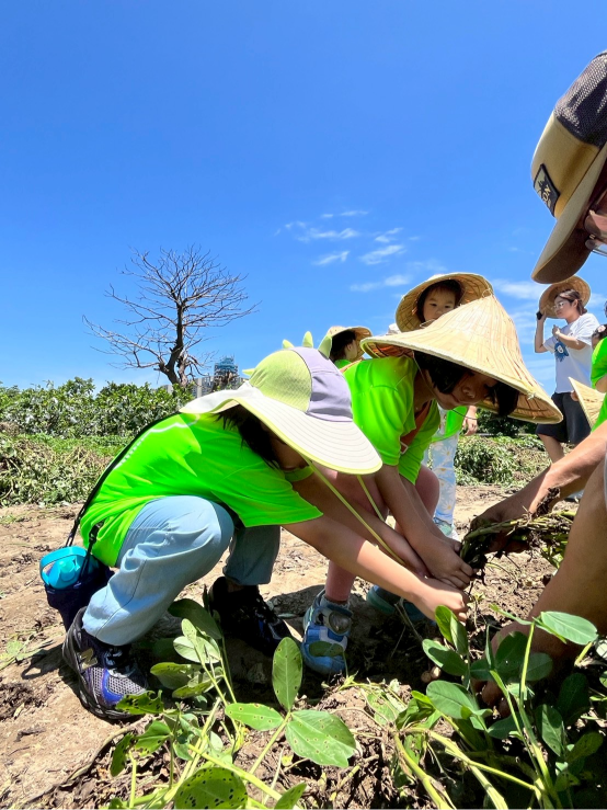 2025 Summer Camp 0715 Oars family sports & recreation center