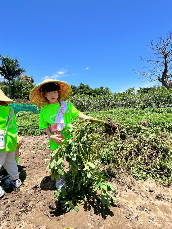 2025 Summer Camp 0715 Oars family sports & recreation center