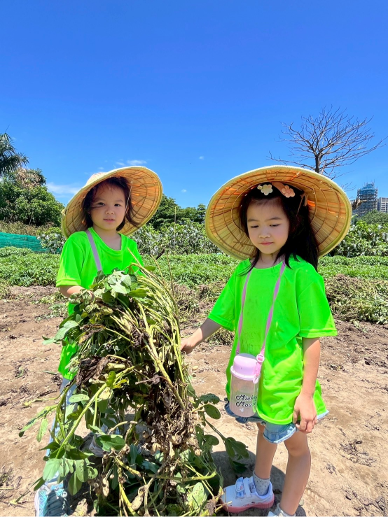 2025 Summer Camp 0715 Oars family sports & recreation center