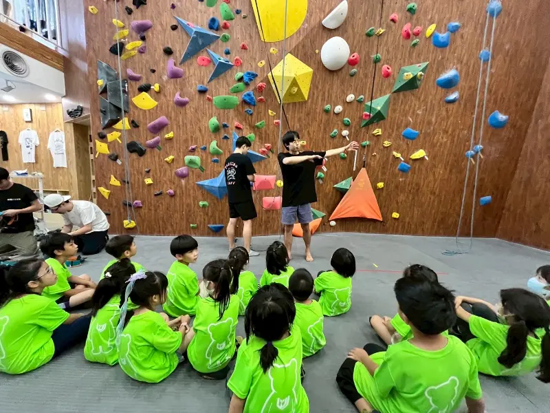 2025 Summer Camp 0701 爬森攀岩館+桃園總圖書館