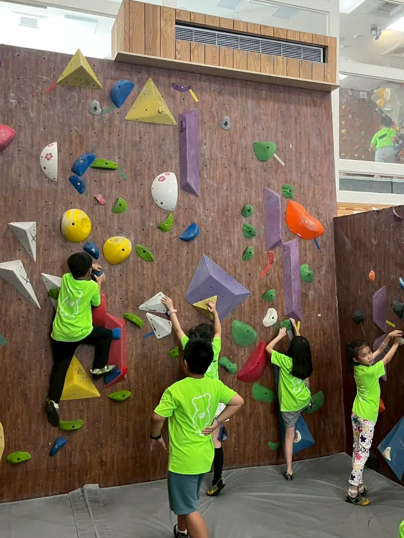 2025 Summer Camp 0701 爬森攀岩館+桃園總圖書館