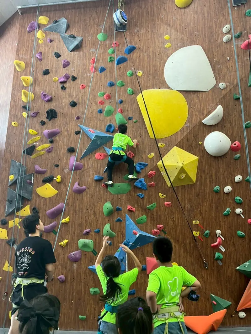 2025 Summer Camp 0701 爬森攀岩館+桃園總圖書館
